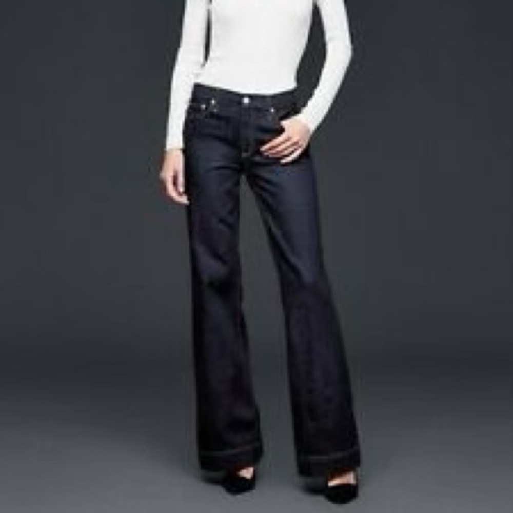 Gap 1969 Authentic Flare Jeans